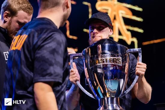 即将发布的手机版幻兽帕鲁由绝地求生工作室开发